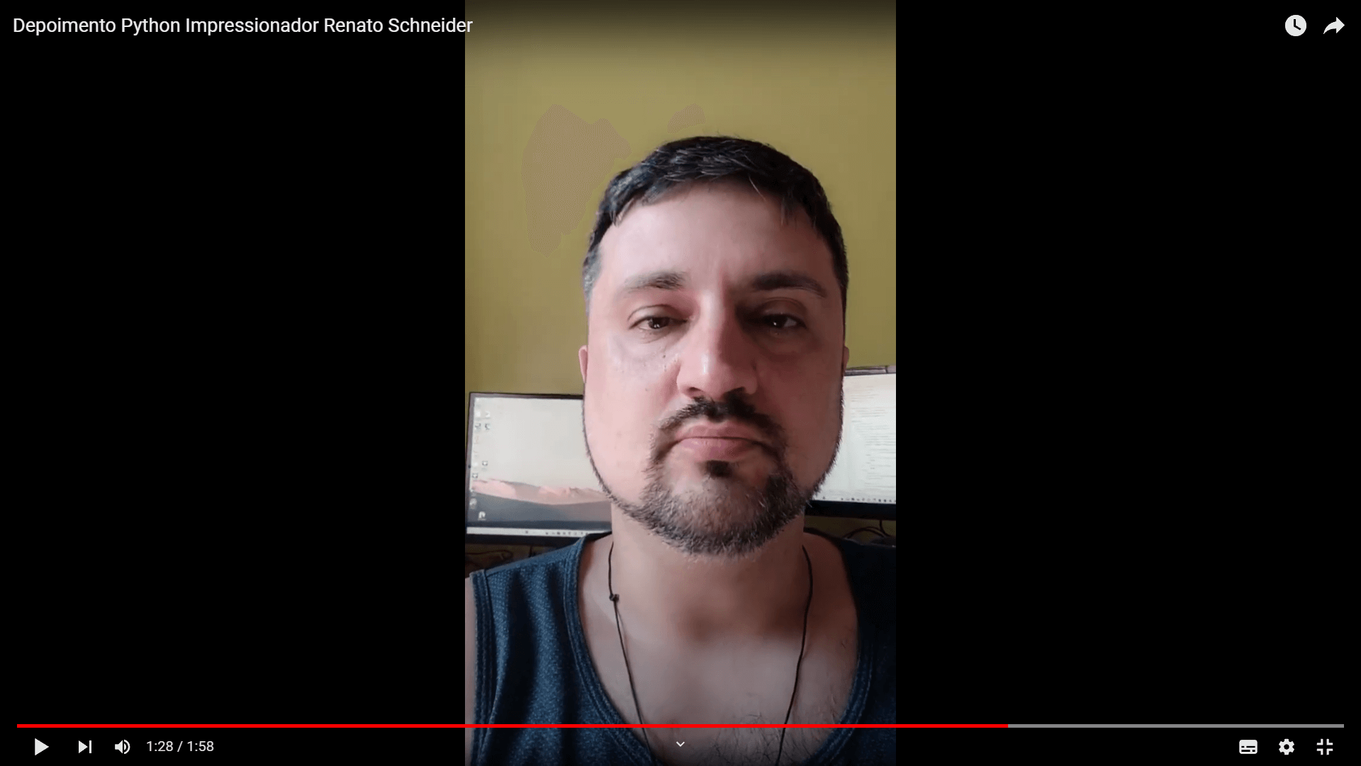 Depoimento em vídeo de Renato Schneider, aluno(a) do curso de Python