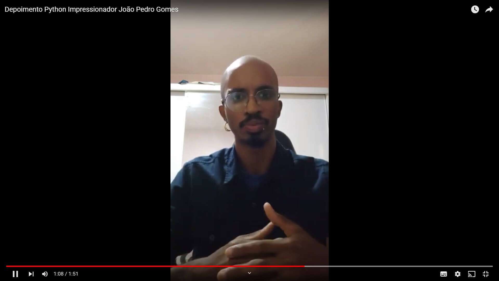 Depoimento em vídeo de João Pedro, aluno(a) do curso de Python