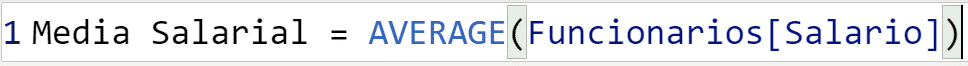 Calculando a média com a função AVERAGE