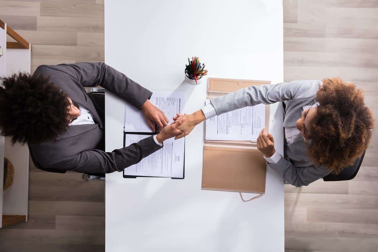 Cursos que Valorizam o Currículo para se Destacar no Mercado