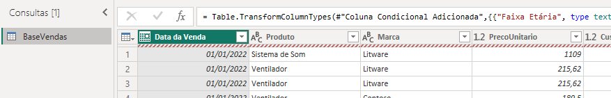 cabeçalhos sublinhados por um tracejado branco e vermelho