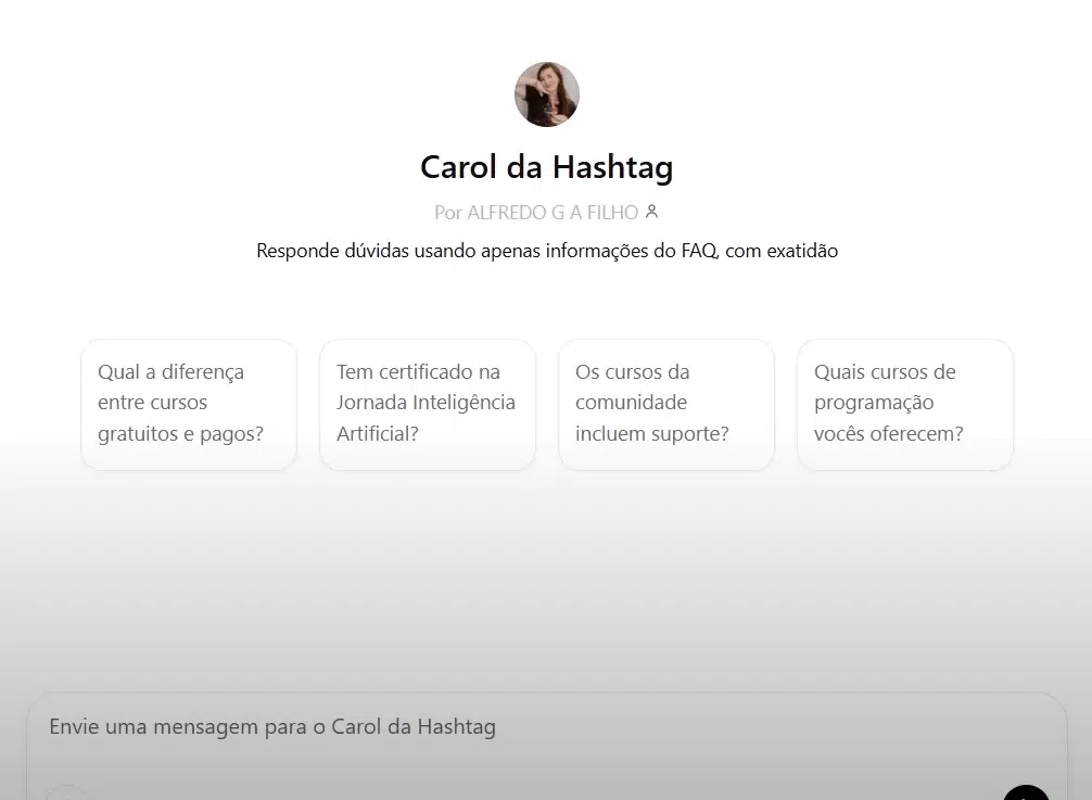 Site do ChatGPT com um agente personalizado chamado Carol da Hashtag