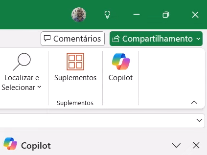 Zoom no menu superior do Excel, na parte direita, com o ícone do Copilot