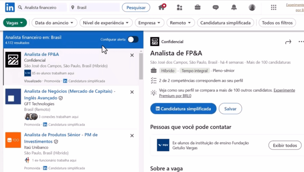 pesquisando a vaga no linkedin