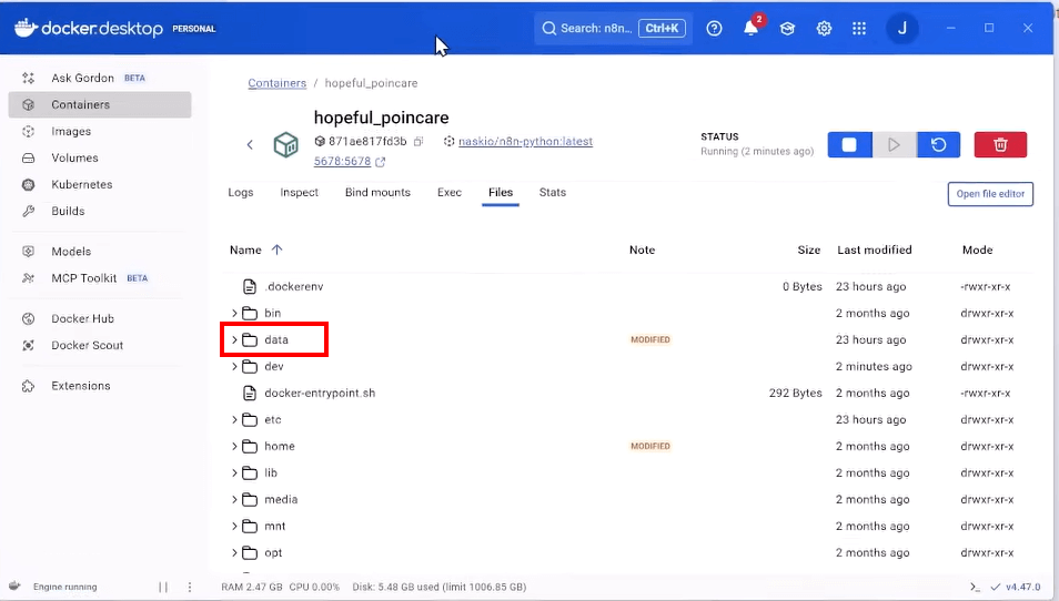Tela do Docker com a pasta data em destaque