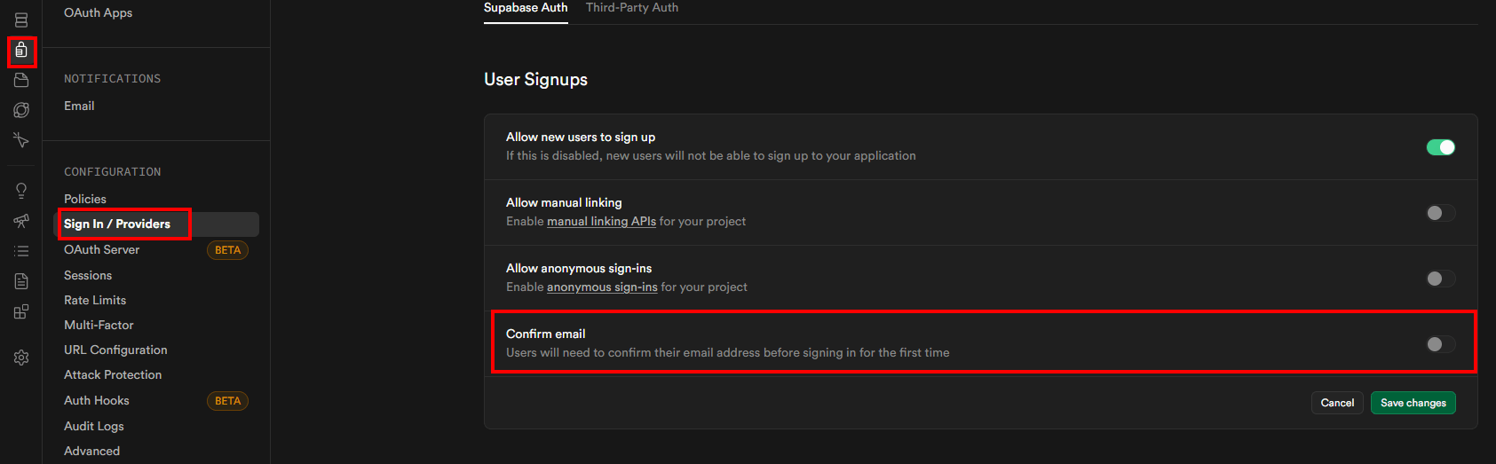 Tela do Supabase na seção Sign in /providers do menu de autentication com destaque para o botão confirm email desabilitado