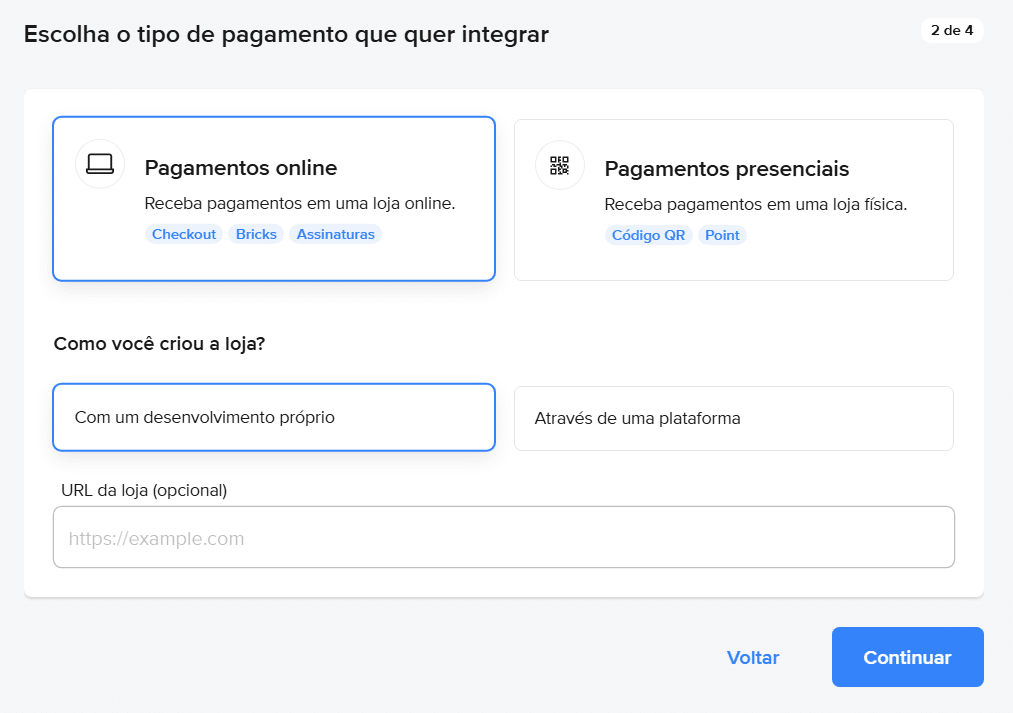 Tela do Mercado Pago Developers para escolher o tipo de pagamento, com a opção “Pagamentos online” selecionada e a alternativa “Com um desenvolvimento próprio” marcada para criação da loja