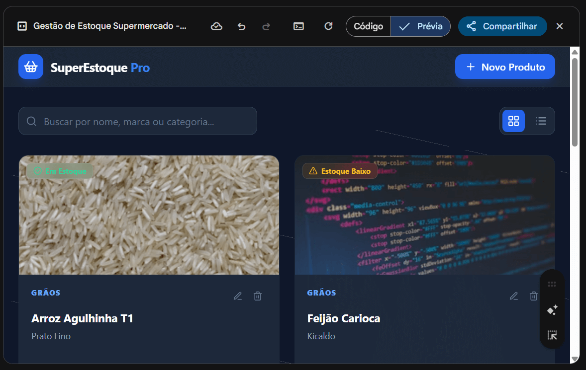 Interface do sistema “SuperEstoque Pro” em modo escuro, mostrando a tela de gestão de estoque com barra de busca, botão “Novo Produto” e cards de produtos da categoria Grãos. À esquerda, “Arroz Agulhinha T1 – Prato Fino” com selo “Em Estoque” e imagem de arroz. À direita, “Feijão Carioca – Kicaldo” com selo “Estoque Baixo”, além de ícones de edição e exclusão