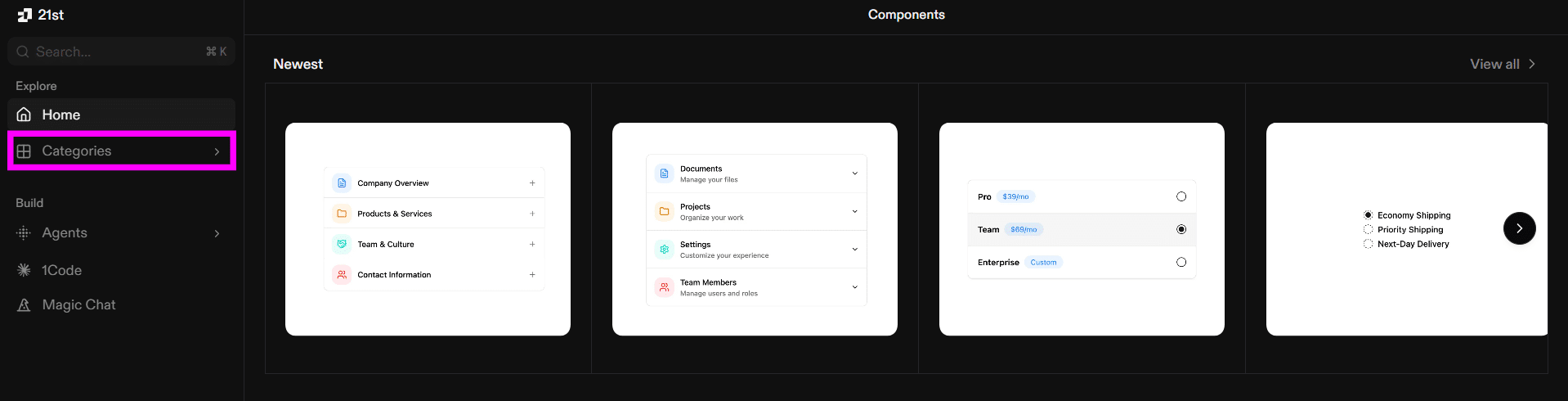 Tela da plataforma 21st exibindo a seção de componentes com destaque para o menu Categories usado para navegar pelas categorias de UI